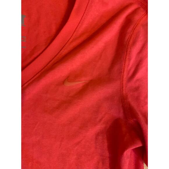 Nike hot pink long sleeved top size small - Picture 2 of 4
